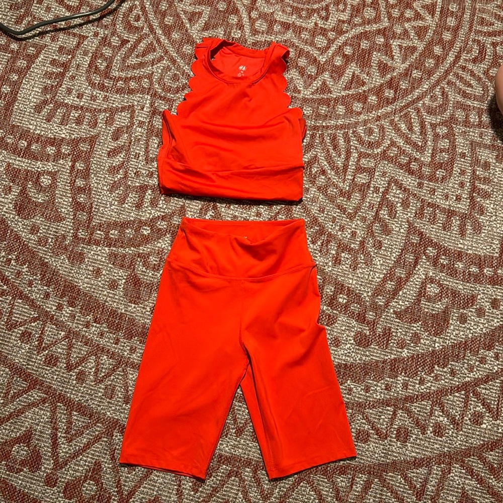 H&M Sport matching set GUC